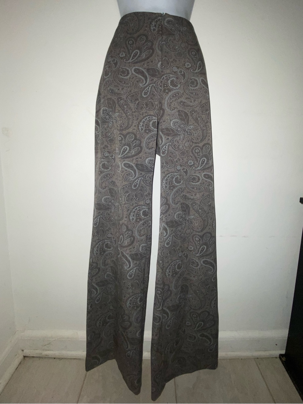Vintage Gray Thalian Paisley Wide-Leg Pants in